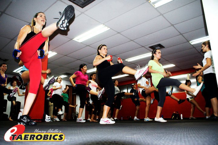 Clase de TAEROBICS en American Taekwondo Center Barranquilla