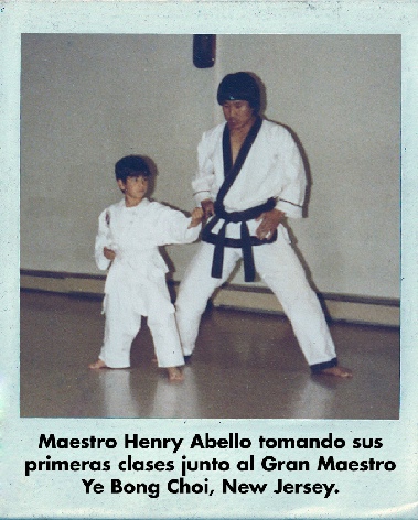 Maestro Henry Abello tomando sus primerar clases con el Gran Maestro Ye Bong Choi en New Jersey, EE.UU.